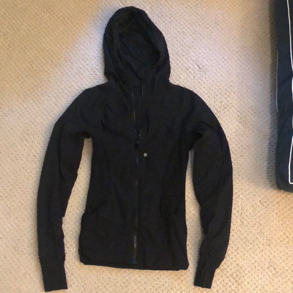 EUC Lululemon hooded jacket